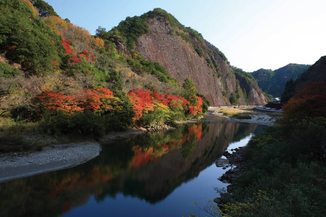 Ichimai-iwa Monolith